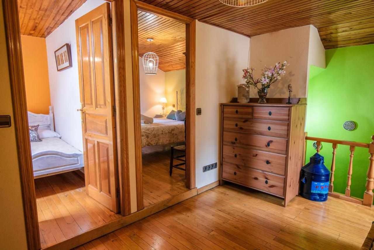 Casa Rural La Carrozal Senda Del Oso Orelleiru Bagian luar foto