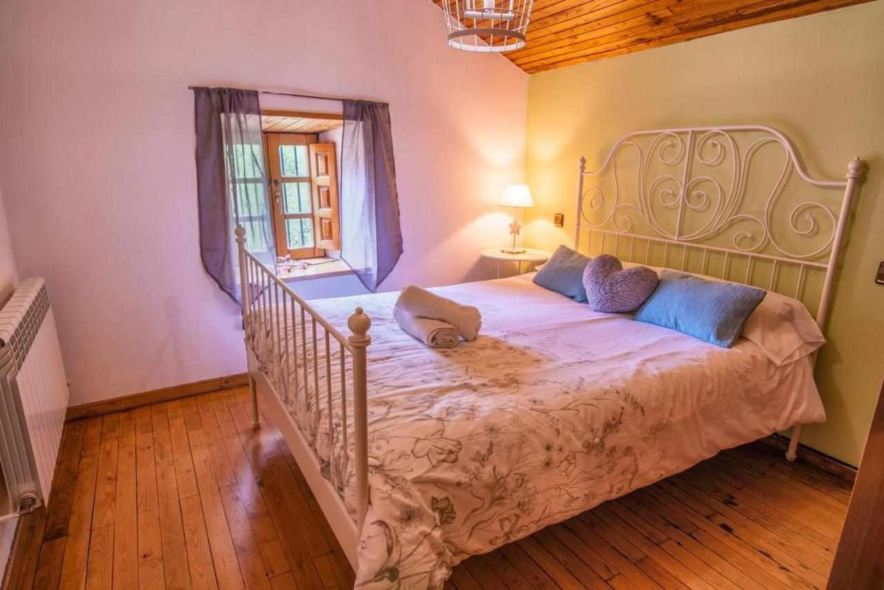 Casa Rural La Carrozal Senda Del Oso Orelleiru Bagian luar foto